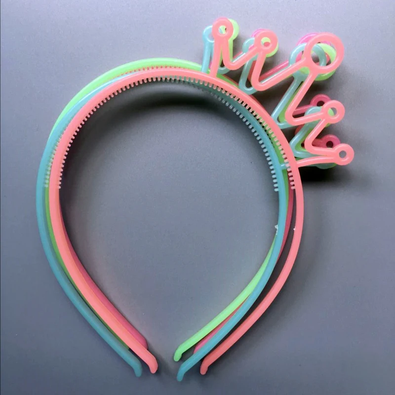 12pcs/set Plastic Luminous Crown Headbands Glow In the Dark Cosplay Halloween Princess Party Hairbands Tiara Headwear
12pcs/set Plastic Luminous Crown Headbands Glow In the Dark Cosplay Halloween Princess Party Hairbands Tiara Headwear