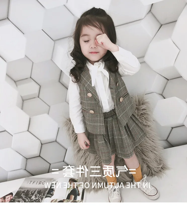 Celveroso 2019 new 3PCS Set fashion Girls Long Sleeve Bowknot Blouse Tops+Button waistcoat+Skirt Kids Girl Clothing Set
Celveroso 2019 new 3PCS Set fashion Girls Long Sleeve Bowknot Blouse Tops+Button waistcoat+Skirt Kids Girl Clothing Set