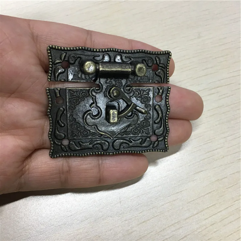 Wholesale Box Suitcase Toggle Latch Buckles,Wooden Box Lock,Bronze Tone,Chinese Furniture Home DIY,5.1cm x2.9cm,100 Sets
Wholesale Box Suitcase Toggle Latch Buckles,Wooden Box Lock,Bronze Tone,Chinese Furniture Home DIY,5.1cm x2.9cm,100 Sets
