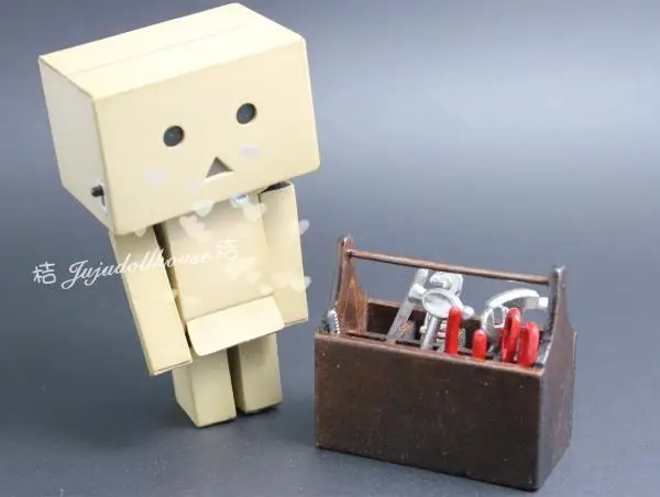 Mini Brown Toolbox can come up with