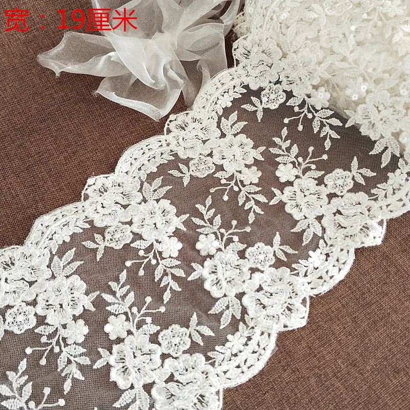 19CM width Ivory color beading lace trim 1 Yard! Tulle mesh embroidery wedding lace gowns lace beaded lace nice!
19CM width Ivory color beading lace trim 1 Yard! Tulle mesh embroidery wedding lace gowns lace beaded lace nice!