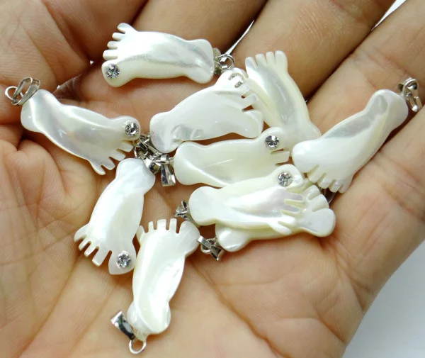 natural Parelmoer Shell carving owl tortoise zoutwater parelmoer pendant for diy Jewelry making necklace Accessories24pcs A1
natural Parelmoer Shell carving owl tortoise zoutwater parelmoer pendant for diy Jewelry making necklace Accessories24pcs A1