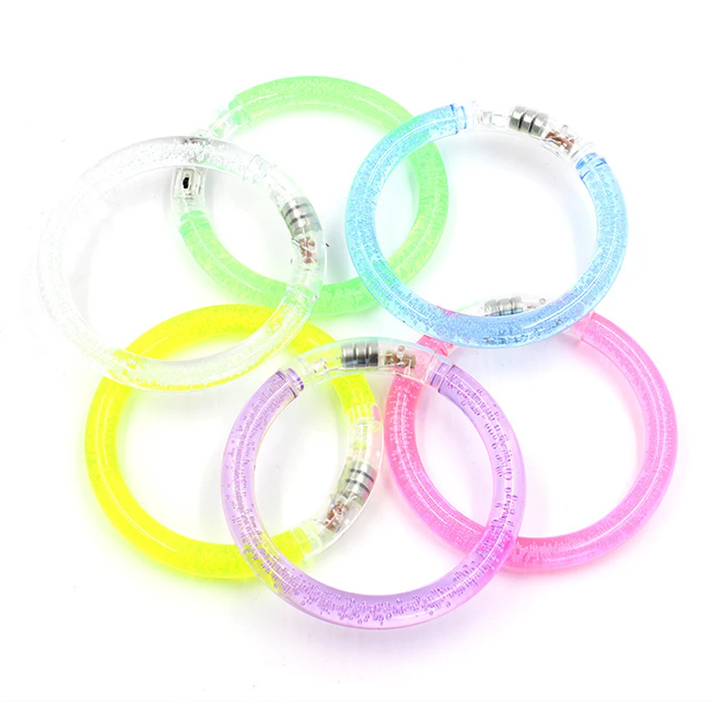 20pcs Mix Colors Glow Sticks Safe Light Stick Necklace Bracelets Funny Luminous Party Toys for Kids Festival Xmas Halloween
20pcs Mix Colors Glow Sticks Safe Light Stick Necklace Bracelets Funny Luminous Party Toys for Kids Festival Xmas Halloween