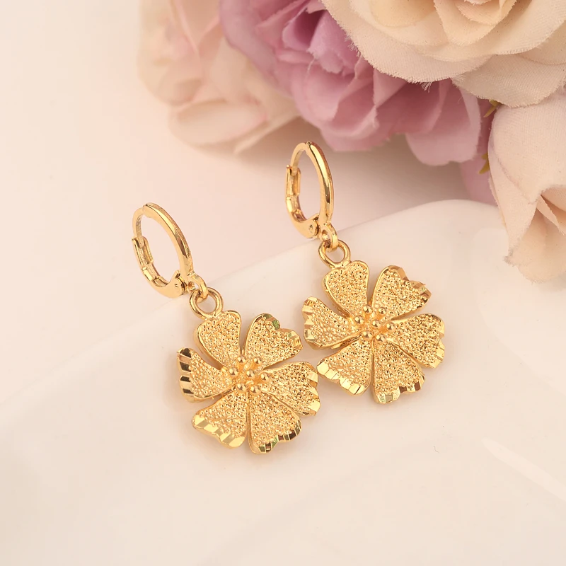 Gold Dubai Jewelry Fashion body jewelry flower Earrings Christmas lucky Gift For Girls Kids Lady wedding bridal party jewelry
Gold Dubai Jewelry Fashion body jewelry flower Earrings Christmas lucky Gift For Girls Kids Lady wedding bridal party jewelry