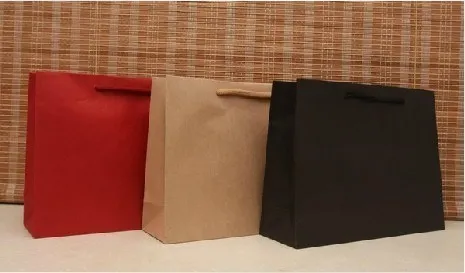 33x 25x 10cm Kraft paper bag With Handle 100% wood pulp kraft paper hand bag clothes bag 3 colors gift paper bag 100pcs/lot
33x 25x 10cm Kraft paper bag With Handle 100% wood pulp kraft paper hand bag clothes bag 3 colors gift paper bag 100pcs/lot