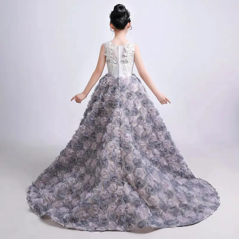 2019Luxury Model Show Catwalk Children Girls Evening Party Appliques Flowers Long Tail Dress Kids Elegant Beading Birthday Dress
2019Luxury Model Show Catwalk Children Girls Evening Party Appliques Flowers Long Tail Dress Kids Elegant Beading Birthday Dress