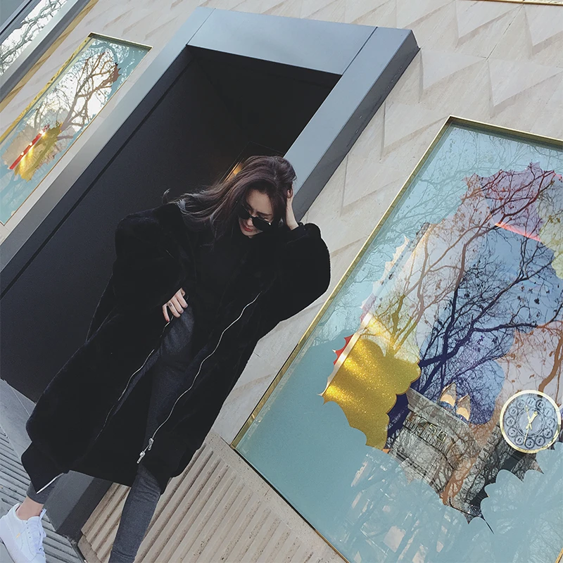 2020 Fashion Luxury Fur Coat With Hat Long Women Winter Thicken Warm Long Sleeve Faux Fur Jacket Women Faux Rabbit Fur Coat
2020 Fashion Luxury Fur Coat With Hat Long Women Winter Thicken Warm Long Sleeve Faux Fur Jacket Women Faux Rabbit Fur Coat