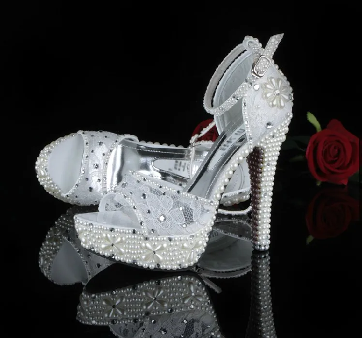 Gorgeous LACE Rhinestone wedding shoes for Bridal Shoes Woman Open Toe Summer Wedding Sandals Hot Beautiful High heels shoes
Gorgeous LACE Rhinestone wedding shoes for Bridal Shoes Woman Open Toe Summer Wedding Sandals Hot Beautiful High heels shoes