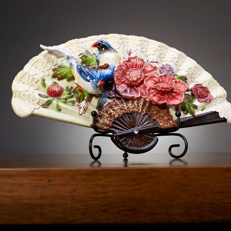 Lanfeng Peach Flower Fan-shaped Wall Decor Plate Ceramic Hanging Plate American Pastoral Home Hanging Wall Decor M1970
