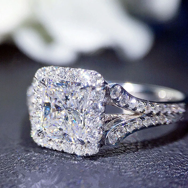 Solid 1ct 6mm 18K White Gold DF Color Pincess Cut Moissanite Halo Ring Lab Grown Diamond Engagement Ring For Women
Solid 1ct 6mm 18K White Gold DF Color Pincess Cut Moissanite Halo Ring Lab Grown Diamond Engagement Ring For Women
