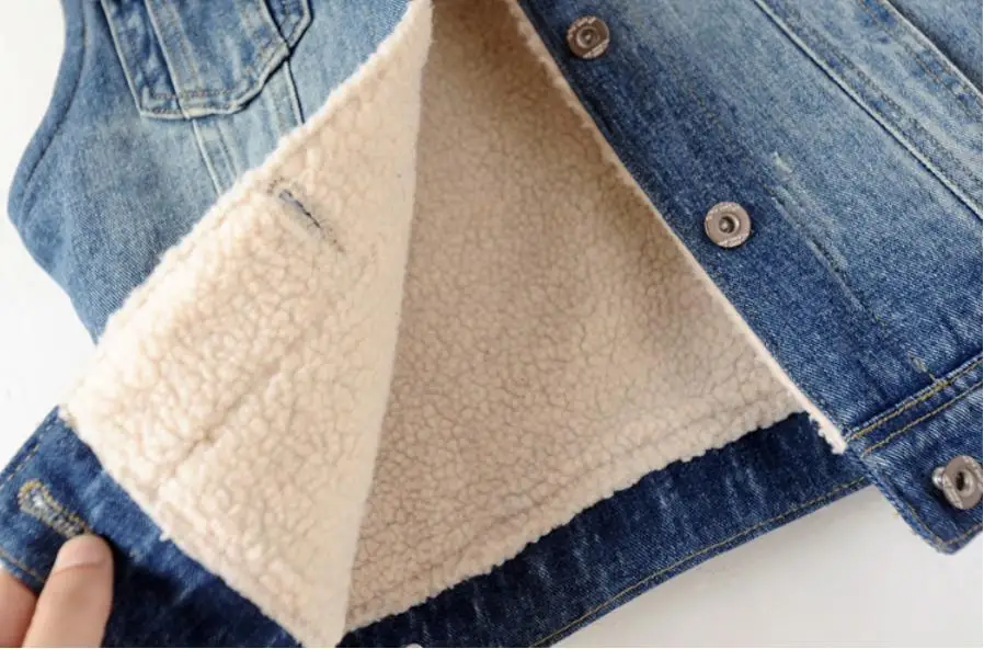 plus size 3XL Women Denim Vests 2020Winter lapel lambswool Sleeveless Fashion Warm Jeans Vest Tops
plus size 3XL Women Denim Vests 2020Winter lapel lambswool Sleeveless Fashion Warm Jeans Vest Tops