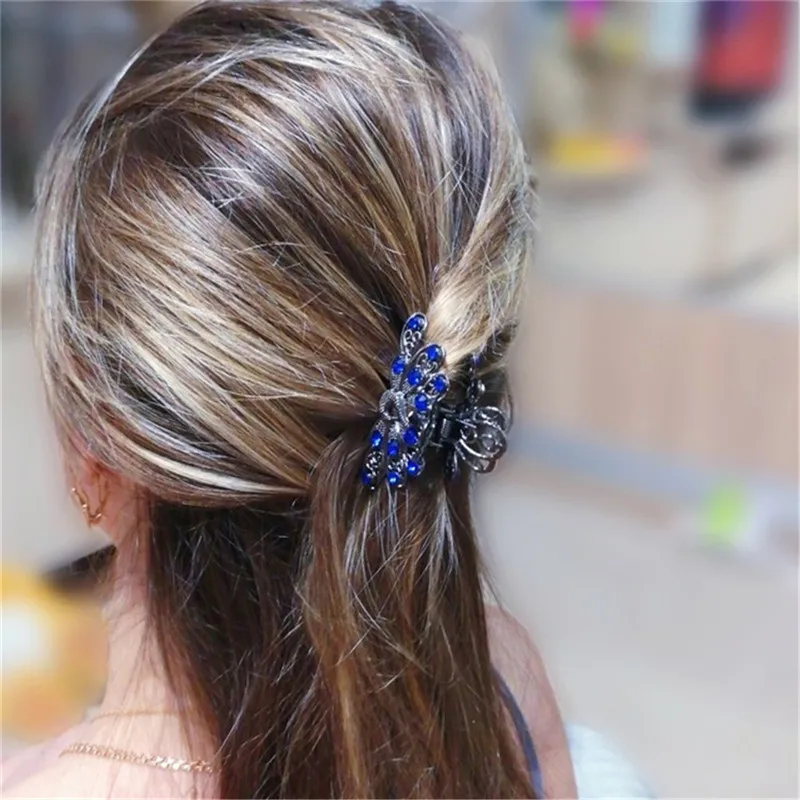 Fashion Women's Color Crystal Butterfly Hairpin Charm Rhinestone Girl Big Hair Clip Barrette Hair Clip Hair Styling Accessories
Fashion Women's Color Crystal Butterfly Hairpin Charm Rhinestone Girl Big Hair Clip Barrette Hair Clip Hair Styling Accessories
