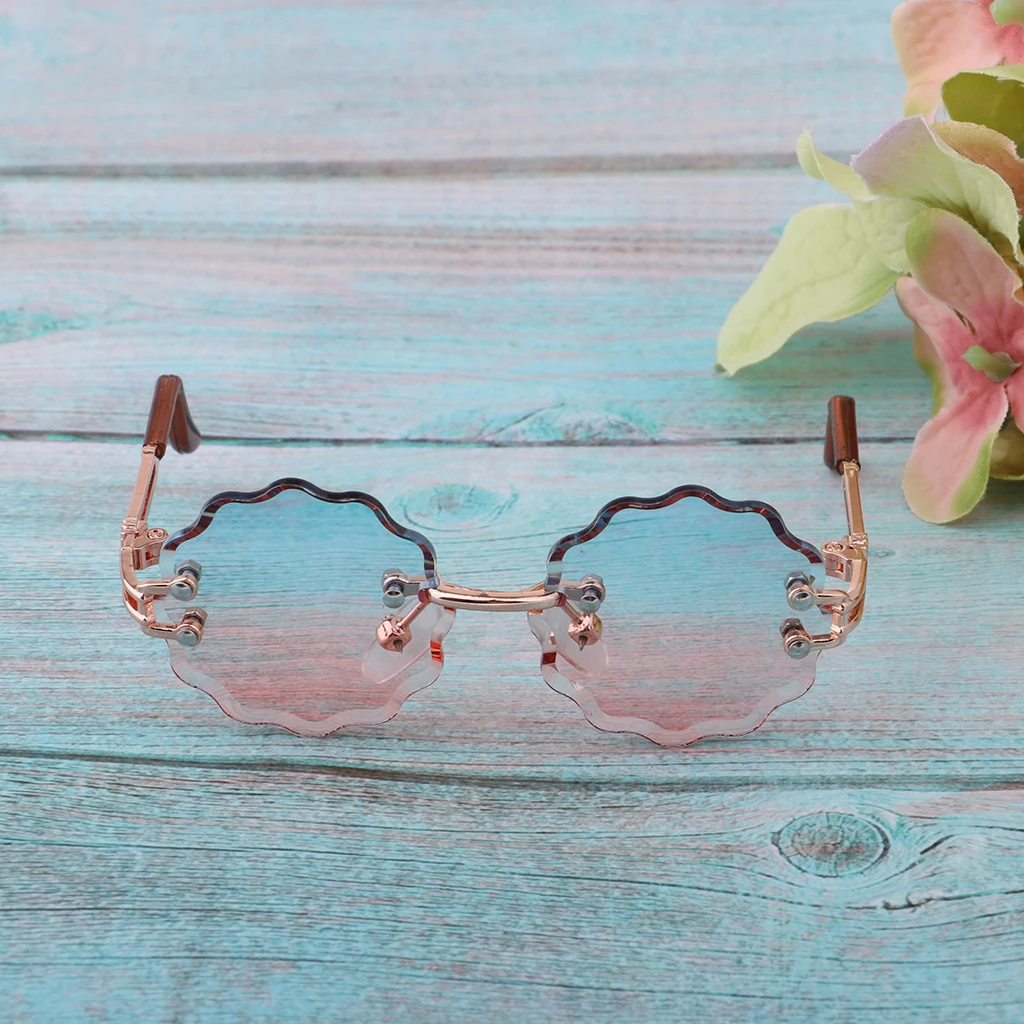 12inch Fashion Doll Clothing Accessory Metal Frame Glasses Wave Lens Sunglasses For Monster High Doll Dress-up Blue Pink Lens
12inch Fashion Doll Clothing Accessory Metal Frame Glasses Wave Lens Sunglasses For Monster High Doll Dress-up Blue Pink Lens