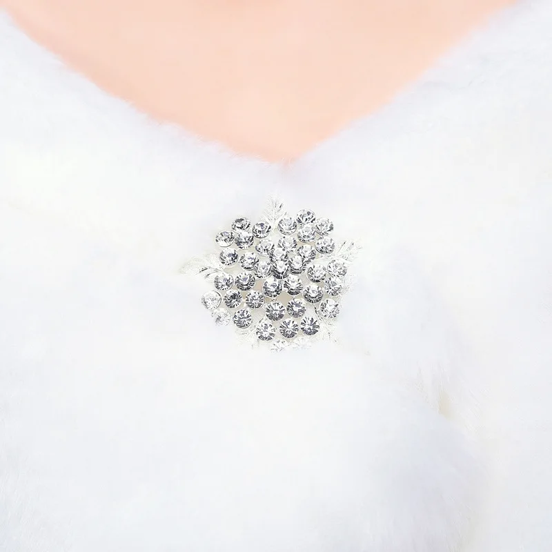 Bridal Shawls Winter Wedding Accessories Faux Fur Shrug Cover Up Women Fashion Christmas Evening Wrap Handmade PJ116
Bridal Shawls Winter Wedding Accessories Faux Fur Shrug Cover Up Women Fashion Christmas Evening Wrap Handmade PJ116