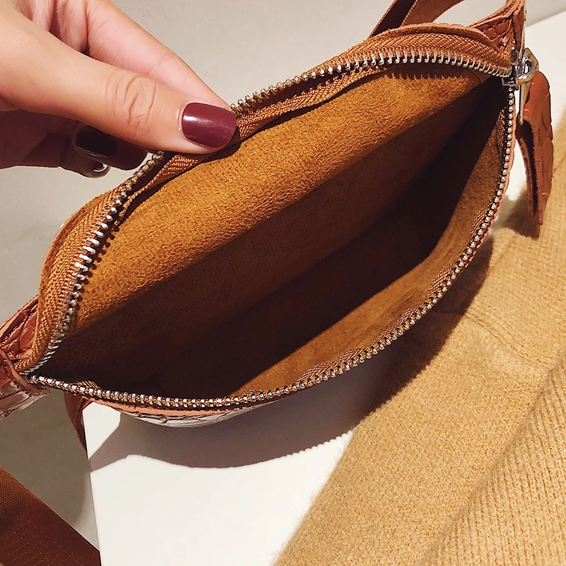 LYKANEFU Retro Style Women Bags Designer Waist Bag Fanny Packs Lady's Belt Bags Women's Chest Handbag Over Shoulder Bag Purse
LYKANEFU Retro Style Women Bags Designer Waist Bag Fanny Packs Lady's Belt Bags Women's Chest Handbag Over Shoulder Bag Purse