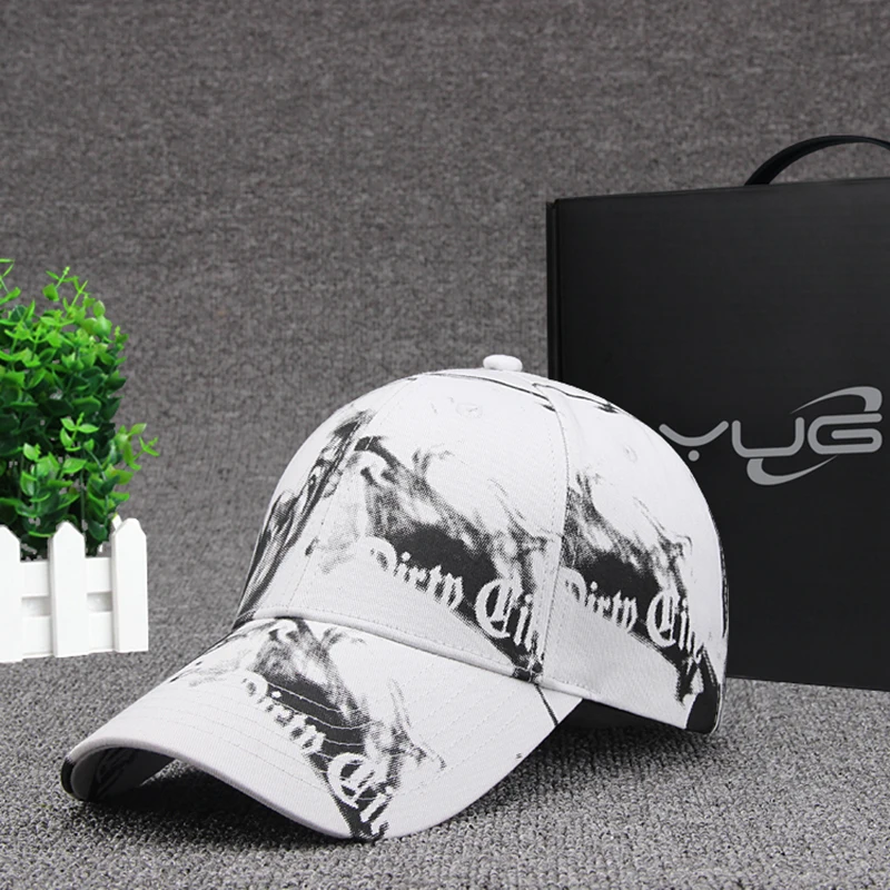 03Spring and summer new cloud smoke cotton baseball cap male and female couples travel cap youth wild visor
03Spring and summer new cloud smoke cotton baseball cap male and female couples travel cap youth wild visor