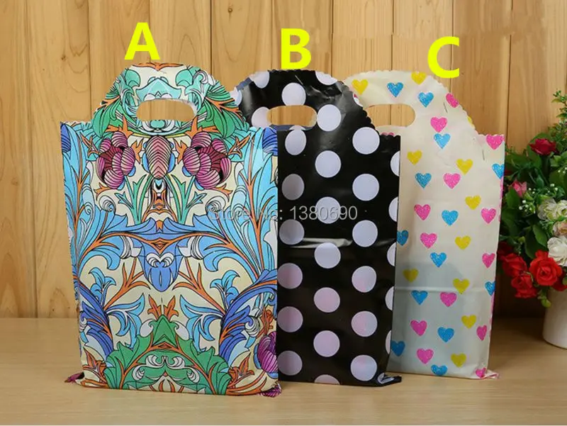 50PC Painting Style DIY Multifunction Soft Color Plastic Bag with Handles Festival Gift Bag Christmas New Year Shopping Gift Bag
50PC Painting Style DIY Multifunction Soft Color Plastic Bag with Handles Festival Gift Bag Christmas New Year Shopping Gift Bag