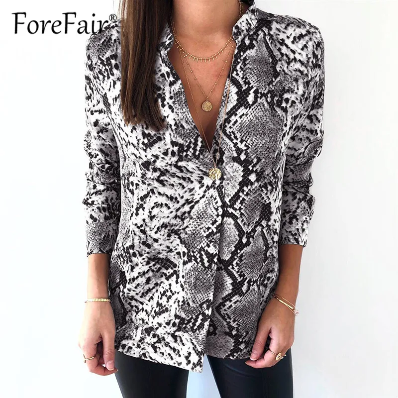 Forefair women snake print blouses autumn 2018 vintage shirts tops long sleeve v neck snakeskin animal pattern Casual Shirt
Forefair women snake print blouses autumn 2018 vintage shirts tops long sleeve v neck snakeskin animal pattern Casual Shirt