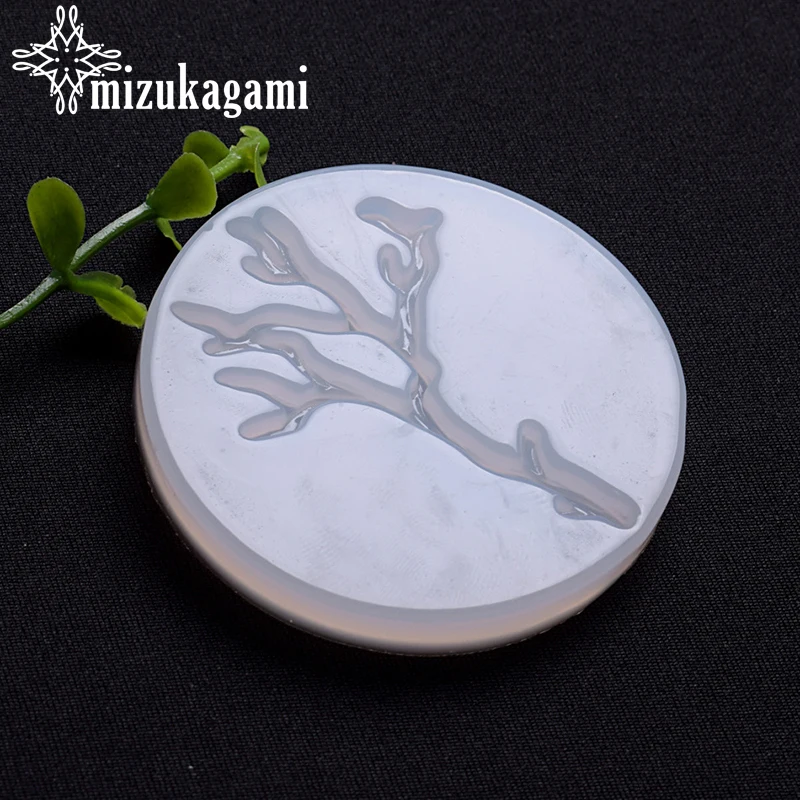 1pcs UV Resin Jewelry Liquid Silicone Mold Branch Resin Charms Molds For DIY Intersperse Decorate Making Jewelry
1pcs UV Resin Jewelry Liquid Silicone Mold Branch Resin Charms Molds For DIY Intersperse Decorate Making Jewelry