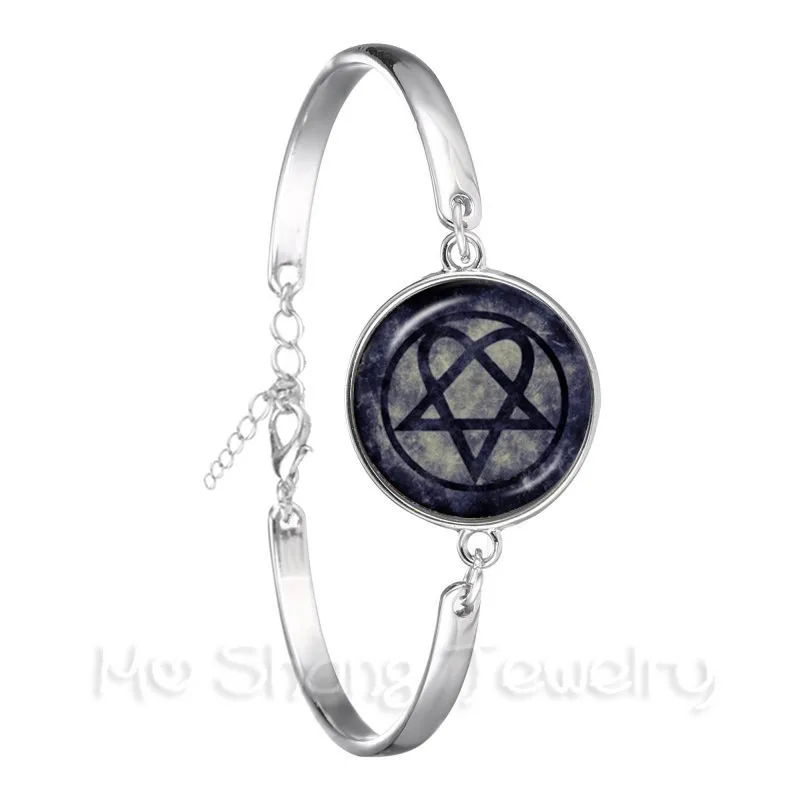 Classic Supernatural Pentagram Glass Bracelet Gothic Pendant Satanism Evil Occult Pentacle Jewelry Pagan Charm Chain Bangle
Classic Supernatural Pentagram Glass Bracelet Gothic Pendant Satanism Evil Occult Pentacle Jewelry Pagan Charm Chain Bangle