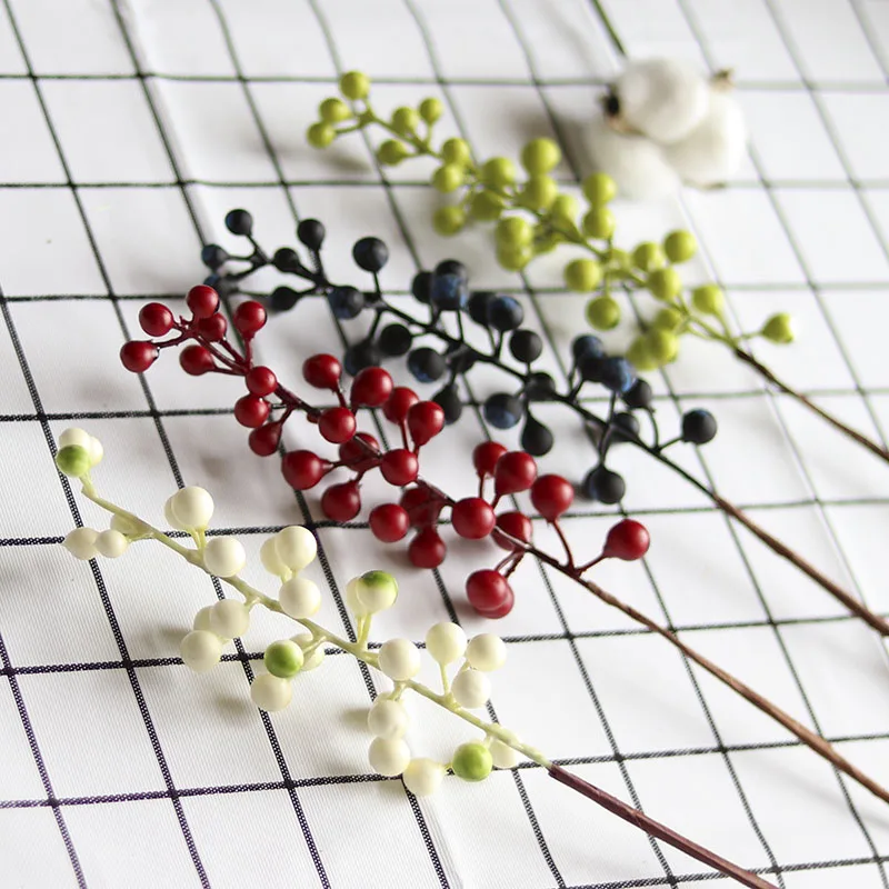6pcs Artificial Berry Fake red berries cherry 4 Colors DIY Artificial flowers bouquet home wedding Christmas Decoration
6pcs Artificial Berry Fake red berries cherry 4 Colors DIY Artificial flowers bouquet home wedding Christmas Decoration
