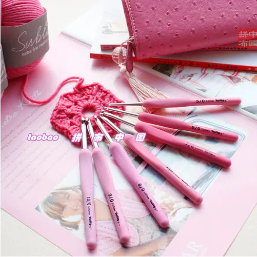 Japan ETIMO Hiroshima Rose crochet / wool crochet 1 order=1pc (NO.2/3/4/5/6/7/7.5/8/9/10/10.5)
Japan ETIMO Hiroshima Rose crochet / wool crochet 1 order=1pc (NO.2/3/4/5/6/7/7.5/8/9/10/10.5)