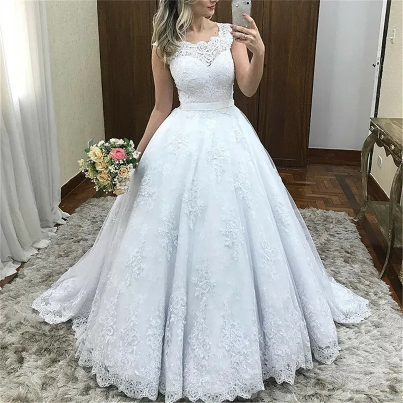 2021 A Line Full Lace Appliques Wedding Dresses Scoop Neck Button Bride Dress vestido de noiva Sweep Train Custom Size
2021 A Line Full Lace Appliques Wedding Dresses Scoop Neck Button Bride Dress vestido de noiva Sweep Train Custom Size