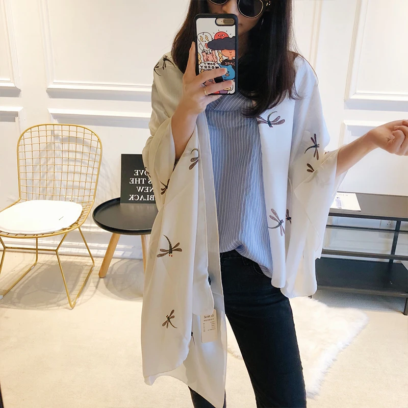 Spring and summer new printing casual sweet big scarf shawl dual-use long scarf sea resort sunscreen beach breathable scarf
Spring and summer new printing casual sweet big scarf shawl dual-use long scarf sea resort sunscreen beach breathable scarf