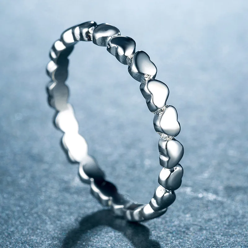 Huitan wish hot selling heart shaped winding ring White Women's Fashion Jewelry silver plated Promise Rings for Couples
Huitan wish hot selling heart shaped winding ring White Women's Fashion Jewelry silver plated Promise Rings for Couples