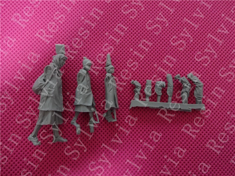 Игрушки из эпоксидной смолы, искусственные российские беженцы, 1941-45, бесплатная доставка
Игрушки из эпоксидной смолы, искусственные российские беженцы, 1941-45, бесплатная доставка