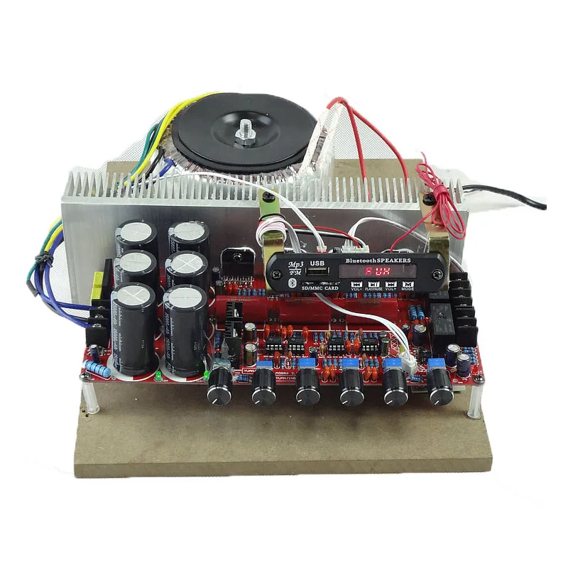 High-power home amplifier 2.1 channel amplifier heavy bass hifi amplifier ILM3886 fever Bluetooth amplifier
High-power home amplifier 2.1 channel amplifier heavy bass hifi amplifier ILM3886 fever Bluetooth amplifier