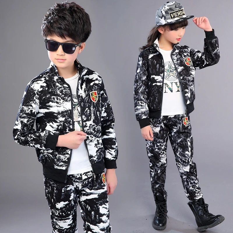 2021 Spring Fall New Children Camouflage Suit Boys Military Uniform Girls Sport Clothes Kids Jacket + Pants 2 Pcs Tracksuit X158
2021 Spring Fall New Children Camouflage Suit Boys Military Uniform Girls Sport Clothes Kids Jacket + Pants 2 Pcs Tracksuit X158