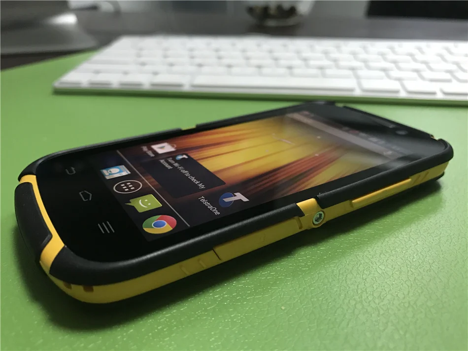 Оригинал ZTE T83 Rrugged Водонепроницаемая Пыле IP67 4 Г LTE смартфон 4.0 Дюймов TFT дисплей ГБ