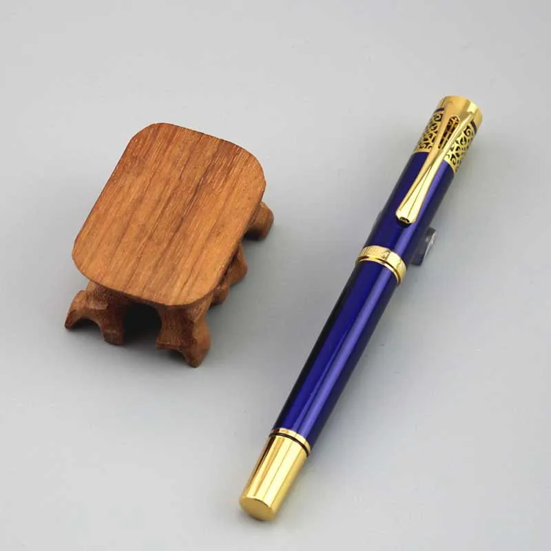 DKW blue fountain pen High quality metal pens business gift father gift classmates luxury caneta with 5pcs ink sac 109
DKW blue fountain pen High quality metal pens business gift father gift classmates luxury caneta with 5pcs ink sac 109