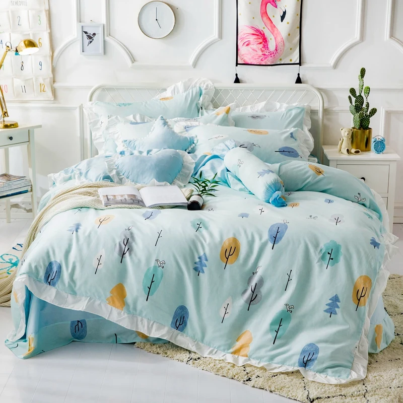 Korean style Strawberry Pattern Bedding Set princess Bed Sheet Duvet Cover Sets Double Queen King Bed Linens 4/6/9 pcs
Korean style Strawberry Pattern Bedding Set princess Bed Sheet Duvet Cover Sets Double Queen King Bed Linens 4/6/9 pcs