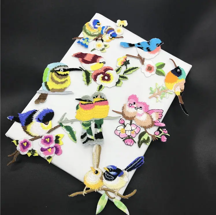 New arrival 20 pcs Popular flower bird Embroidered patches iron on Jeans coat tshirt bag dress decor repair Motif accessory diy
New arrival 20 pcs Popular flower bird Embroidered patches iron on Jeans coat tshirt bag dress decor repair Motif accessory diy
