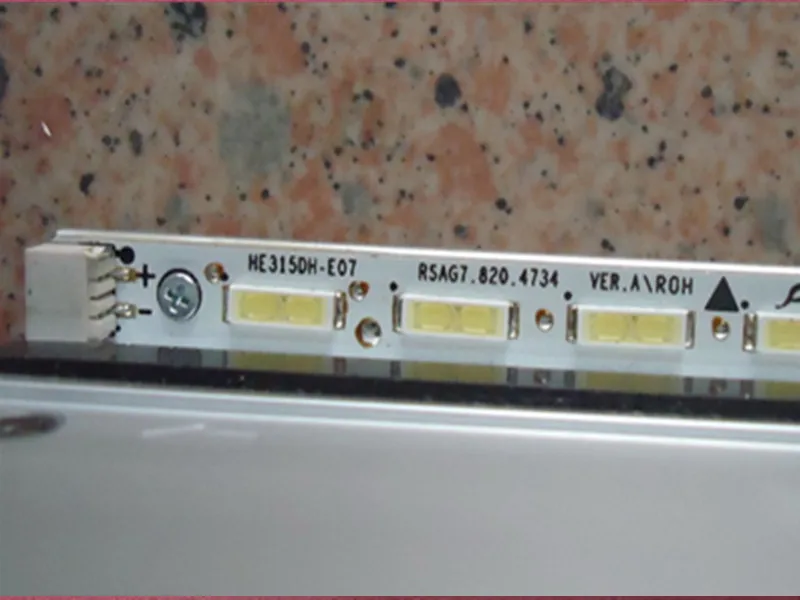 2 шт./лот Светодиодная лампа Hisense LED32K01 RSAG7.820.4734 RSAG7.820.4735 1 шт. = 32LED 355 мм
2 шт./лот Светодиодная лампа Hisense LED32K01 RSAG7.820.4734 RSAG7.820.4735 1 шт. = 32LED 355 мм
