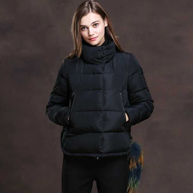 Loose fit turn down collar white duck down coats outerwear women short design 2019 style duck down jackets for autumn winter
Loose fit turn down collar white duck down coats outerwear women short design 2019 style duck down jackets for autumn winter