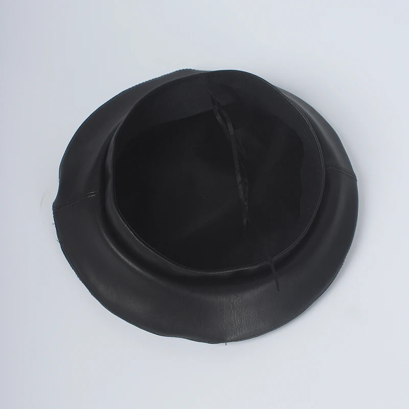 ROSELUOSI Autumn Winter Leather Berets Hat 2018 New Fashion Solid Color PU Leather Beret Hats With Ring Bonnet Caps
ROSELUOSI Autumn Winter Leather Berets Hat 2018 New Fashion Solid Color PU Leather Beret Hats With Ring Bonnet Caps