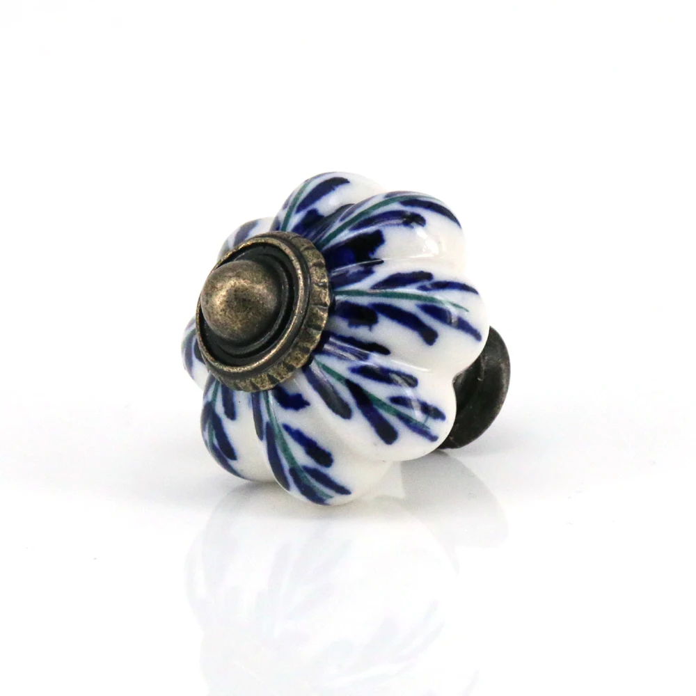 8PCS Ceramic Kitchen Cabinet Knobs Vintage Style, White and Blue Hand Painted Dresser Handles Pulls, Furniture Door Knob
8PCS Ceramic Kitchen Cabinet Knobs Vintage Style, White and Blue Hand Painted Dresser Handles Pulls, Furniture Door Knob