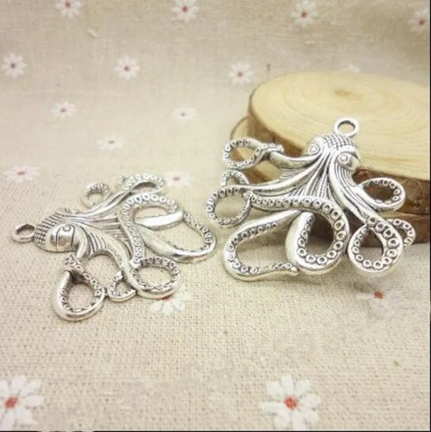 2pcs Octopus Key Steampunk Nautical Squid Kraken Antique Tibetan Silver Pendant Finding Accessories Vintage bracelet Necklace
2pcs Octopus Key Steampunk Nautical Squid Kraken Antique Tibetan Silver Pendant Finding Accessories Vintage bracelet Necklace