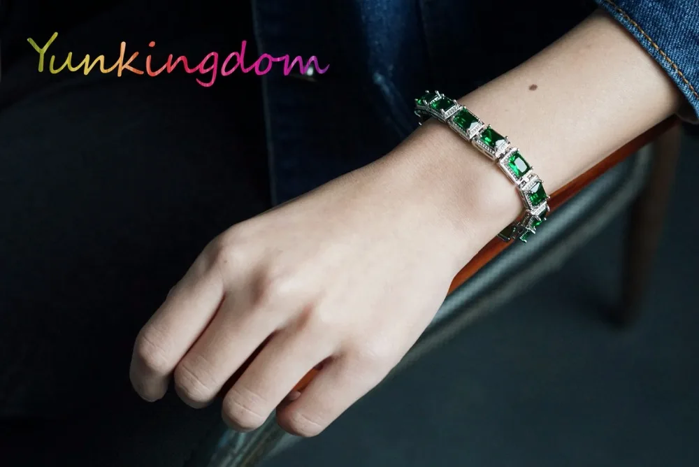 Yunkingdom Full inlay square cubic zirconia bracelets female Jewelry Accessories elegant charming bracelet
Yunkingdom Full inlay square cubic zirconia bracelets female Jewelry Accessories elegant charming bracelet