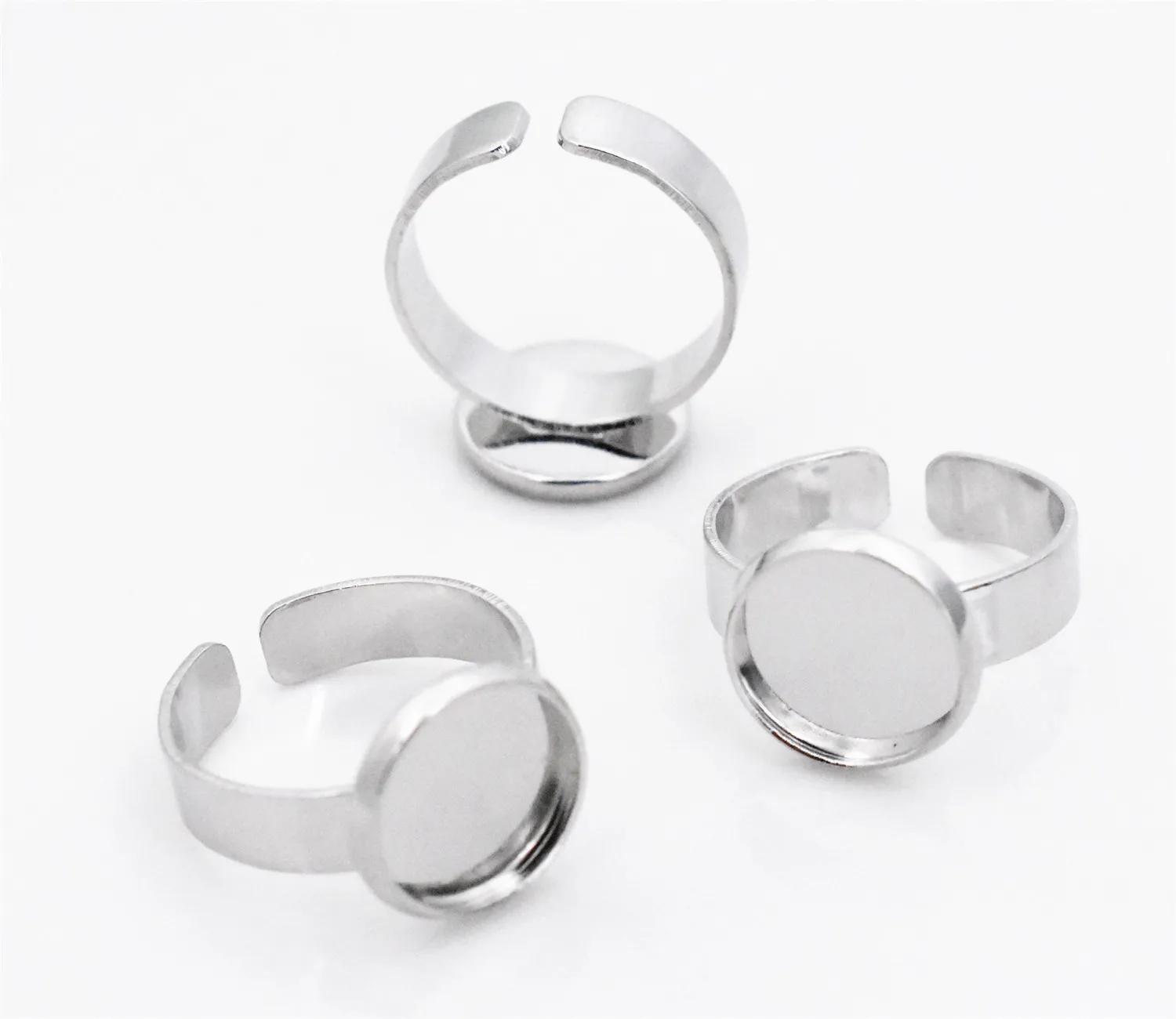 NEW NEW NEW!12mm 10pcs 6 Colors Plated Brass Adjustable Ring Settings Blank/Base,Fit 12mm Glass Cabochons,Buttons;Ring Bezels
NEW NEW NEW!12mm 10pcs 6 Colors Plated Brass Adjustable Ring Settings Blank/Base,Fit 12mm Glass Cabochons,Buttons;Ring Bezels