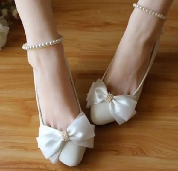 Butterfly-knot wedding shoes woman handmade satin ribbon bowtie brides shoes crystal beading elastic band bridesmaid shoes
Butterfly-knot wedding shoes woman handmade satin ribbon bowtie brides shoes crystal beading elastic band bridesmaid shoes