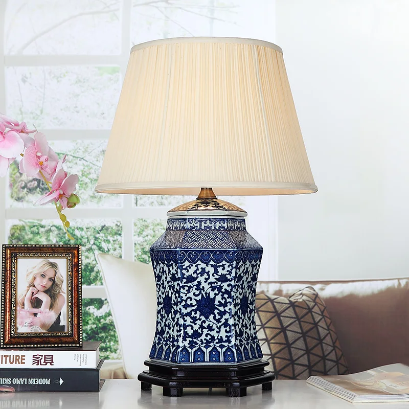 Vintage style porcelain ceramic desk table lamps for bedside chinese Blue and White Porcelain blue porcelain table lamp
Vintage style porcelain ceramic desk table lamps for bedside chinese Blue and White Porcelain blue porcelain table lamp
