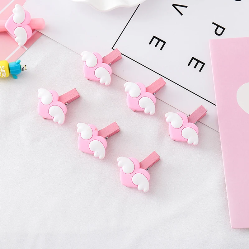 10Pcs Love Wing Wooden Clips Kawaii Memo Clip Pink Heart Paper Clips For Message Photo Notes Letter Decor Clip For School Gifts
10Pcs Love Wing Wooden Clips Kawaii Memo Clip Pink Heart Paper Clips For Message Photo Notes Letter Decor Clip For School Gifts