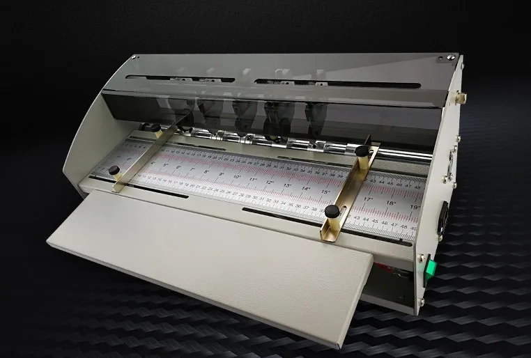 Electric paper creaser perforator and cutter 3 in 1 machine combo 470mm 220V or 110V
Electric paper creaser perforator and cutter 3 in 1 machine combo 470mm 220V or 110V