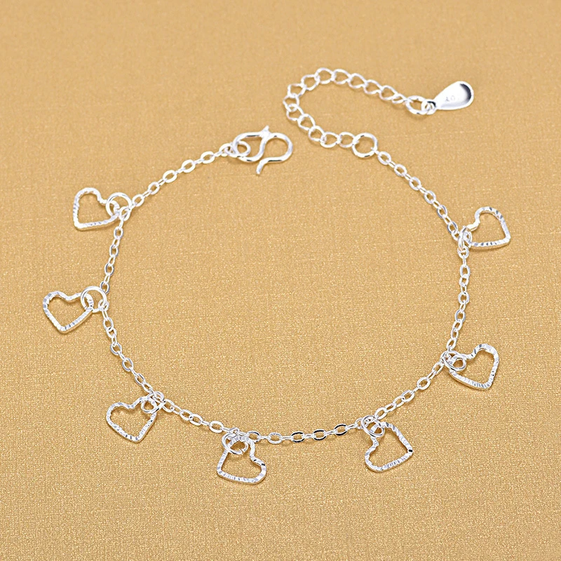 New Fresh Elegant Lovely Hollow Heart Charm Bracelets For Women Silver Color Chain Bracelets Jewelry Gifts
New Fresh Elegant Lovely Hollow Heart Charm Bracelets For Women Silver Color Chain Bracelets Jewelry Gifts