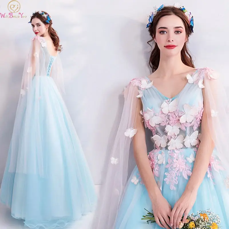 Blue Appliques Prom Dresses Ball Gown Elegant Princess Floor Length Tulle Lace Up V Neck Formal Party Evening Gowns With Shawl
Blue Appliques Prom Dresses Ball Gown Elegant Princess Floor Length Tulle Lace Up V Neck Formal Party Evening Gowns With Shawl