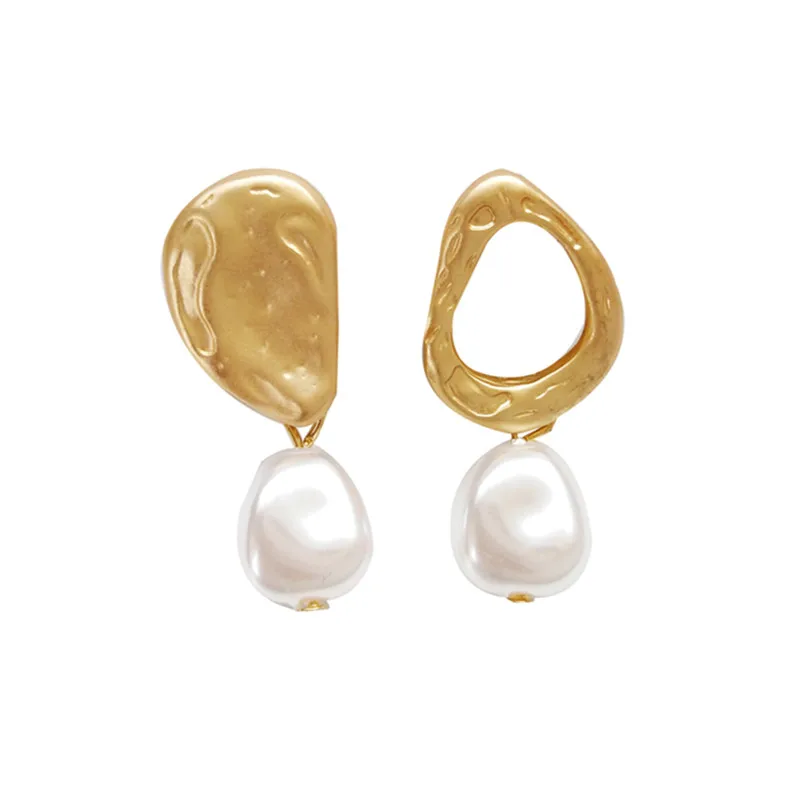 Earrings female temperament baroque pearls design geometry ms earrings new metal eardrop delicate earrings
Earrings female temperament baroque pearls design geometry ms earrings new metal eardrop delicate earrings